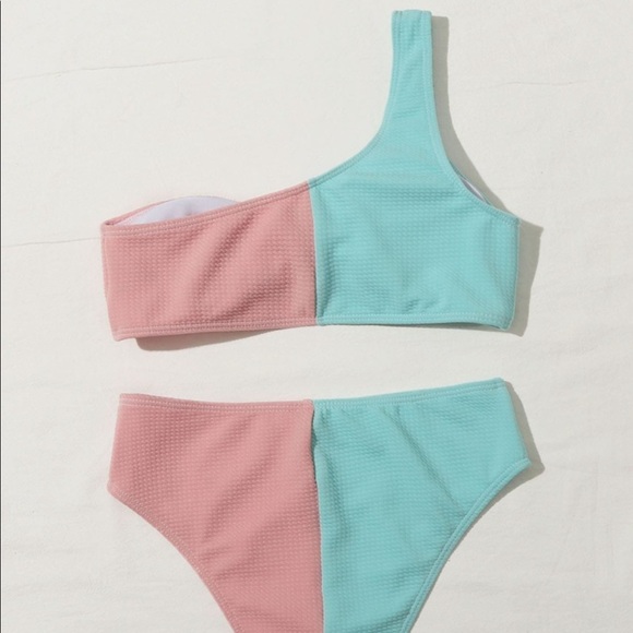 One Shoulder High Waisted Bikini - Picture 3 of 6